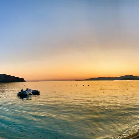 Ria Mare Rezort Qëparo